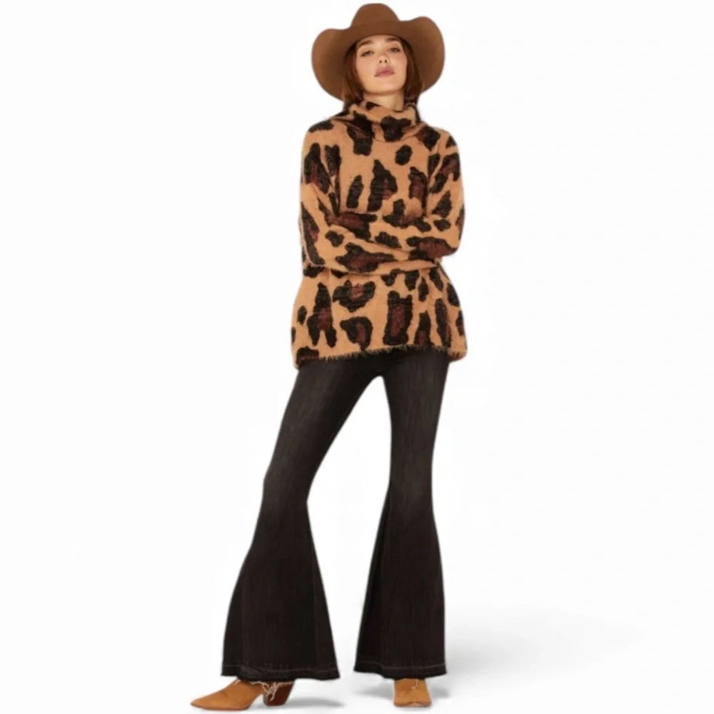 Show Me Your MuMu Women’s Fatima Turtleneck Sweater Cheetah Fever Knit Size XS - Picture 9 of 16